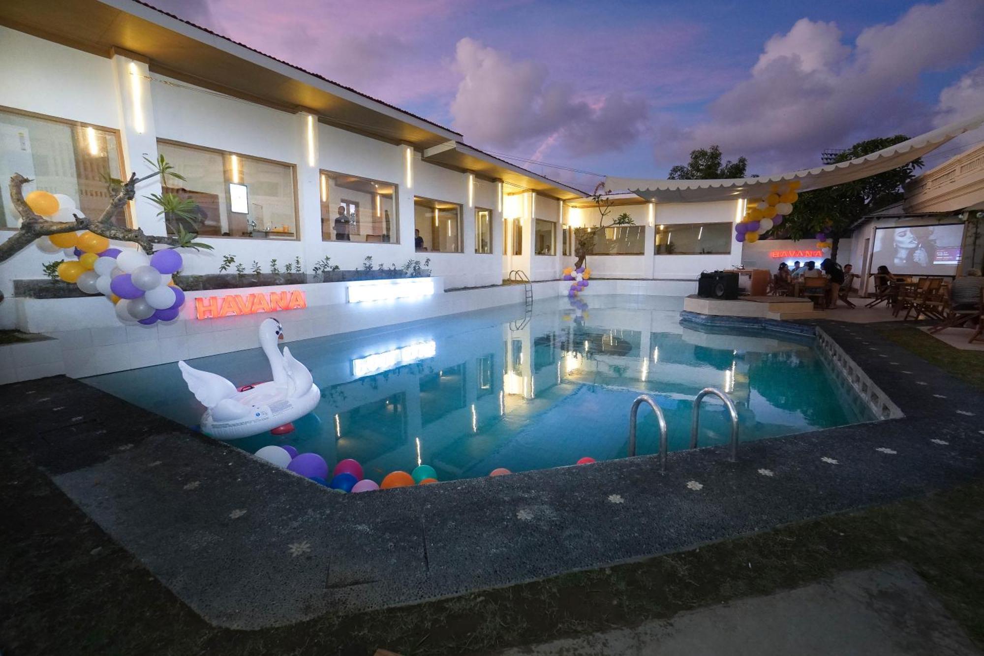 One Bedroom Private Villa Kuta Seminyak Exteriör bild